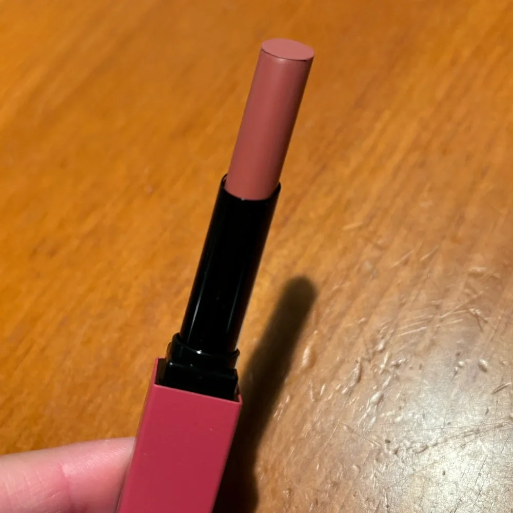 NARS Powermatte Lipstick American Woman